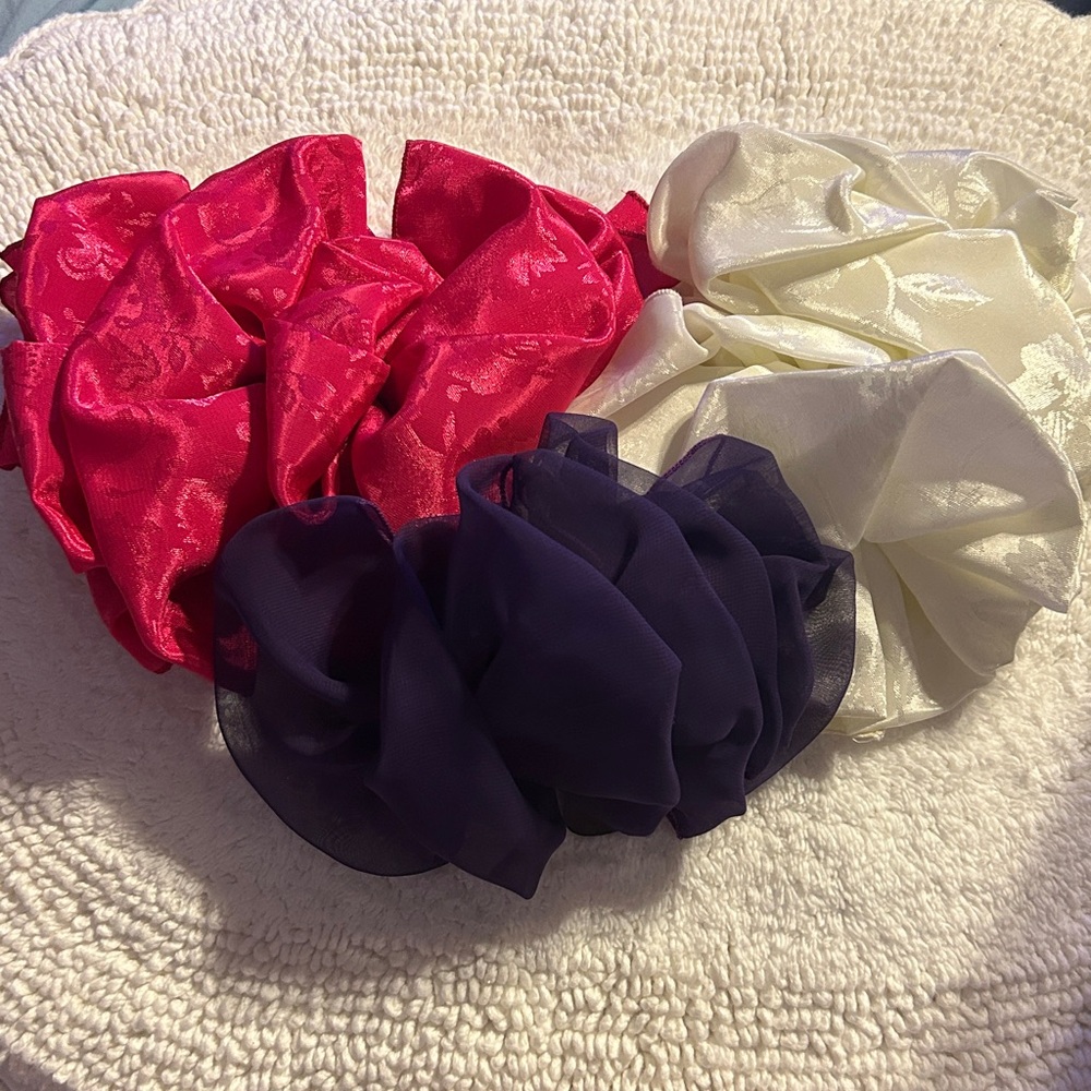 Vintage Set of Red, White, and Blue hair‎ bows